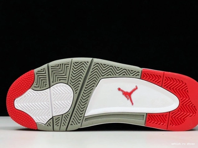 Rep 308497-060 JORDAN 4 BLACK RETRO CEMENT 0817
